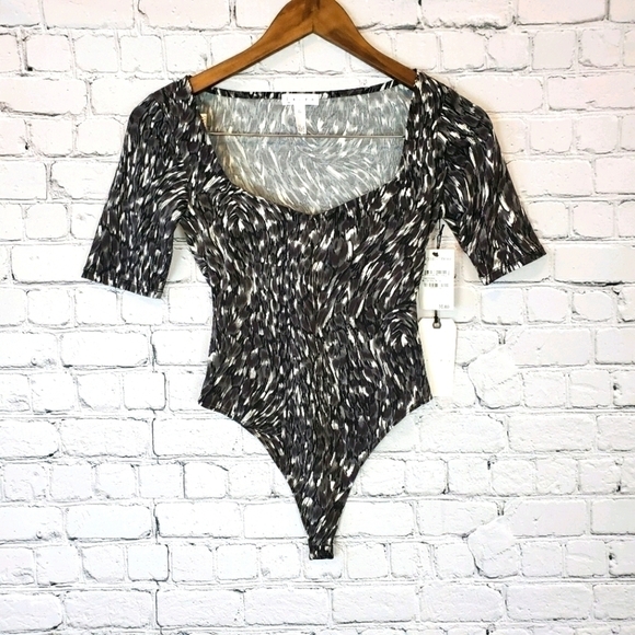 𝅺LEITH Sweetheart Neck Bodysuit sz. XS Black Swirl - Picture 5 of 7